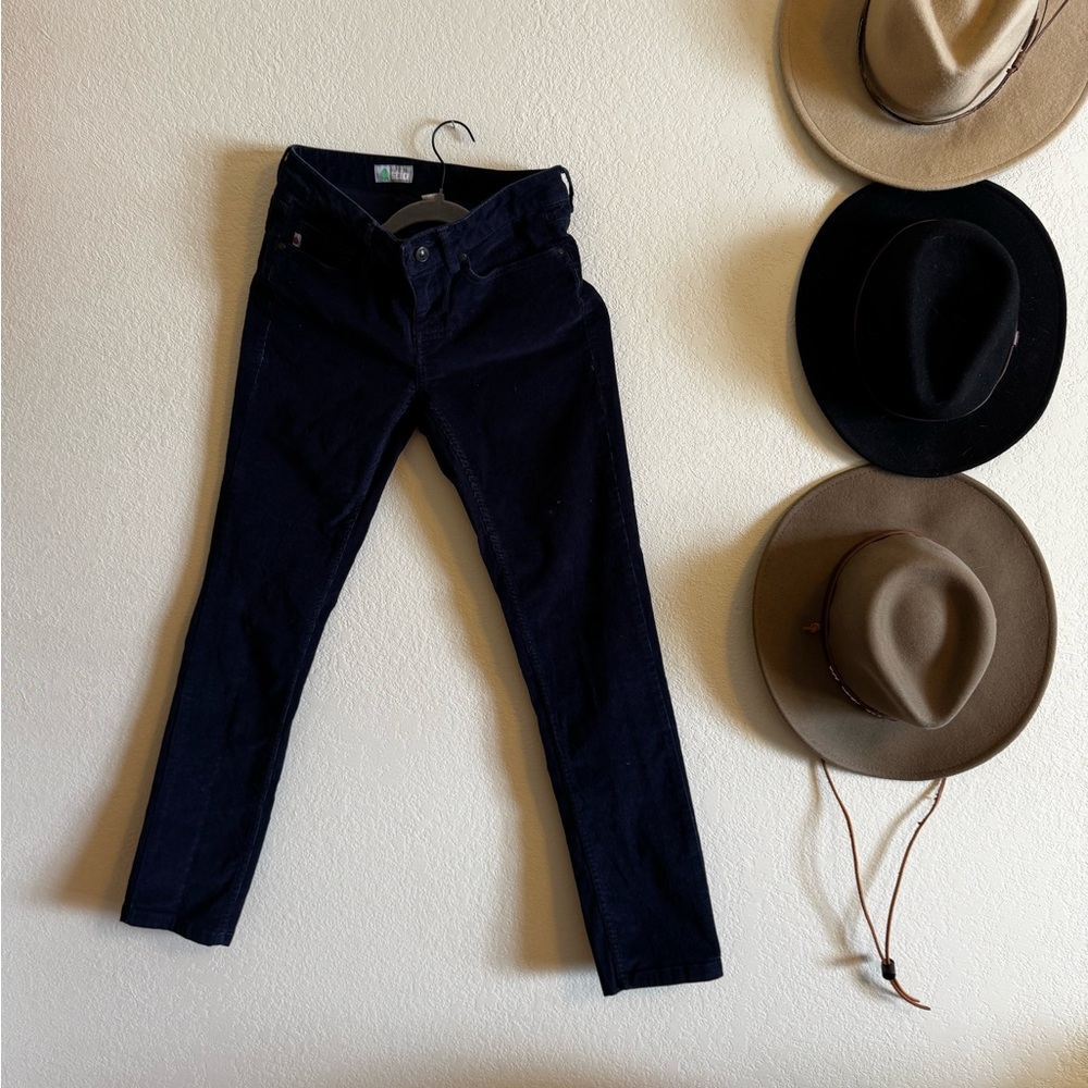 Stio corduroy women’s pants dark blue size 6